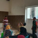 Babinsa Posramil Ngariboyo Amankan Pembagian BLT DD