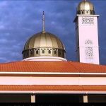 Lucu! Ada Lagi Batal Puasa Berjamaah, Ini Gegera Adzan 4 Menit Lebih Awal