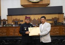 DPRD Banyuwangi Gelar Paripurna Penyampaian Nota Keuangan Raperda Tentang APBD 2026