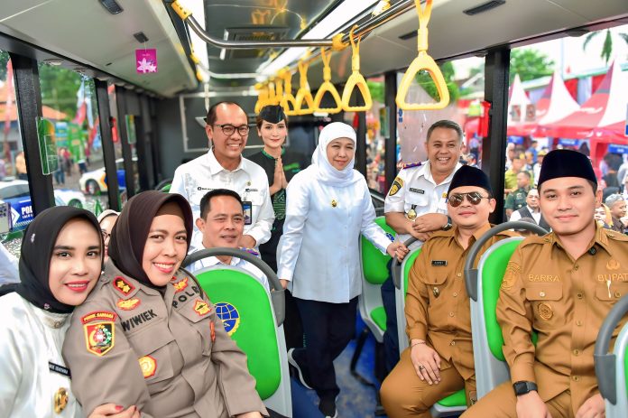 0502C8DB-CEEC-451A-8C64-9B826E9E00F8