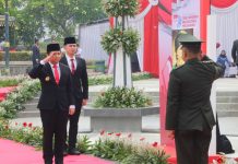 Wagub Emil Ajak Generasi Muda Lanjutkan Perjuangan Pahlawan Lewat Ilmu dan Pengabdian