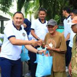 Lapas Banyuwangi Peringati Hari Bakti Kemenimipas Kesatu dengan Bagikan Paket Sembako