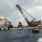 Angkat Bangkai KMP Tunu Pratama Jaya di Selat Bali, Kapal Tongkang Bercakar Disiapkan