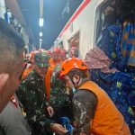 Rumah Zakat Terjunkan Relawan Bantu Evakuasi Korban Kecelakaan KRL di Bekasi Timur