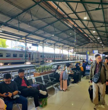 Tak Cukup Dijawab dengan Mutasi Pejabat, Desakan Copot Dirut PT KAI Menguat Buntut Tabrakan Maut Bekasi