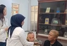 Ketua Umum LSM Sitijenar Tanyakan Klaim Tiga RSUD Surplus Kepada Ketua Komisi IV DPRD Situbondo