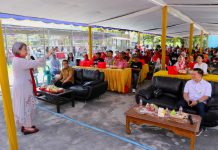 Semarakkan HUT ke-81 RI di Wiyung, BPJS Ketenagakerjaan dan Indah Kurnia Edukasi Perlindungan Pekerja