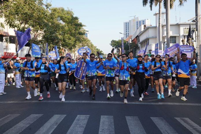 PARADE (8)