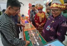 MTsN 1 Surabaya Pamerkan Karya Siswa di Hari Sumpah Pemuda