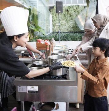 Vasa Hotel Surabaya Hadirkan Sunset Sizzle & Grill, BBQ Nusantara dengan Promo Beli 1 Gratis 1