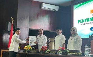 Pansus DPRD Kabupaten Probolinggo Laporkan Hasil Pembahasan Raperda Inisiatif